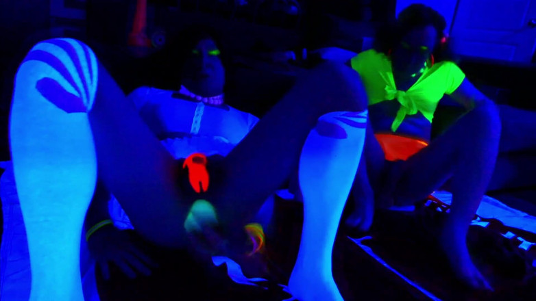 Lucy Essex CD: Lucy Essex cd playing with glow in the dark alien...