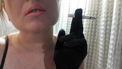 Aqua Pola: Kompilace kouře dvě cigarety štíhlá a