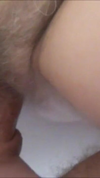 Trait mes seins et éjacule