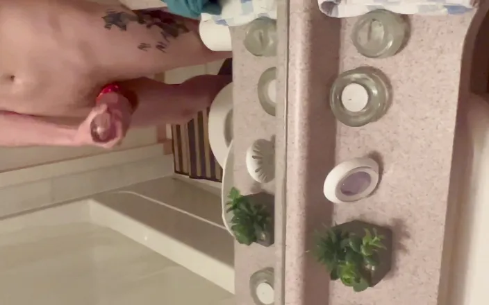 Cordell: Stroking in bathroom and cumshot