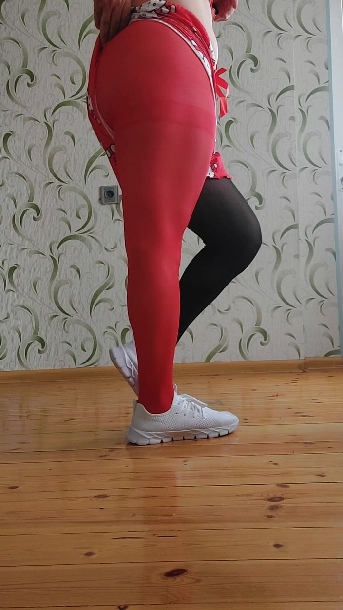 Kitty_Cross: Gordas loira rabuda preta shorts quente transsexual sissy modelo cosplayer