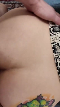 이란 페르시아 의붓여 자매와 집에서 촬영한 영상 섹스