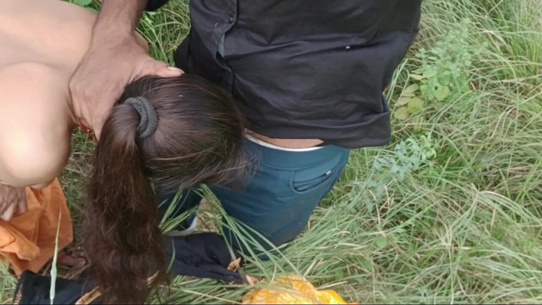 seema: Gadis baru ngentot sama kakak ipar india yang hot