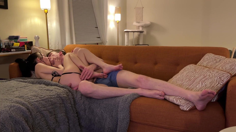 Jay Bond: Couple Foreplay - Tatted Teen Can't Stop Cumming