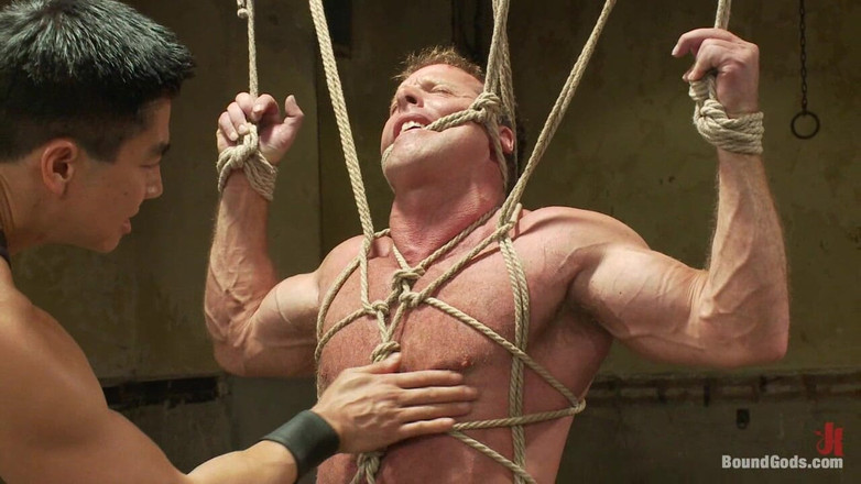 Bound gods: Межа болю - жива зйомка