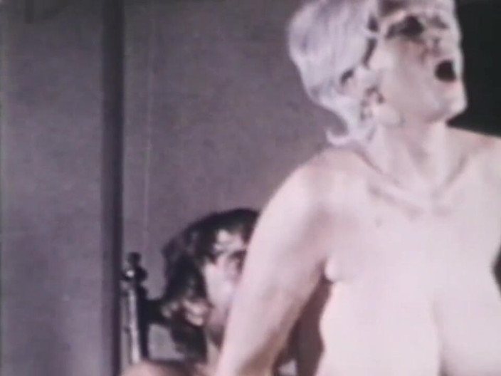 Vintage megastore: Ultra blonde mature chick loves young dicks