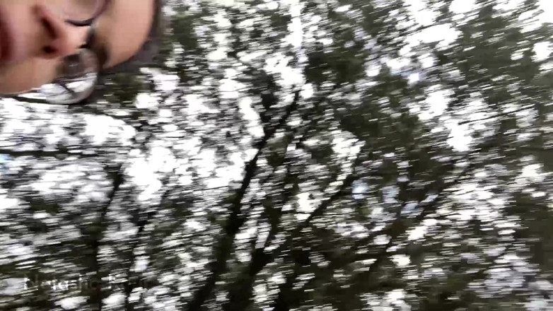 Natasha Kaur: Alătură-te mie într-o drumeție în pielea goală aproape prinsă