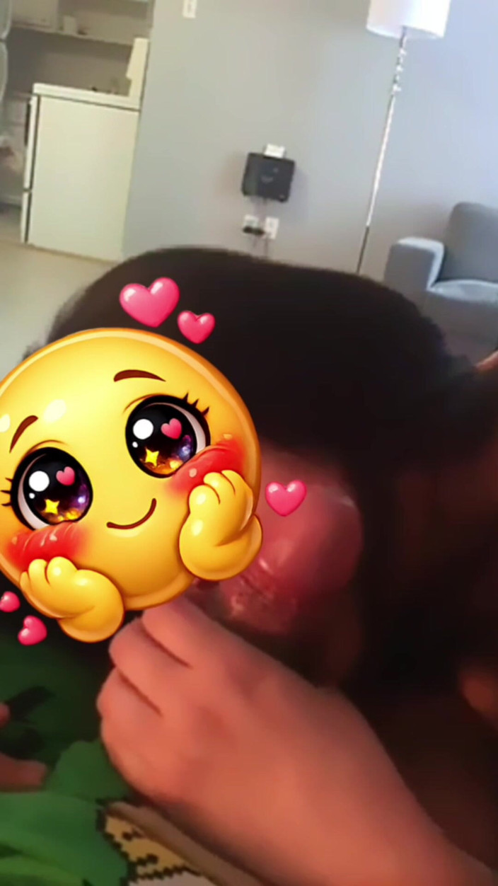 Desifukraa: J’ai Une Fille De Bureau Pour Me Sucer La Bite...