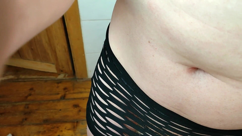 Sara B: Close up solo di kamar mandi