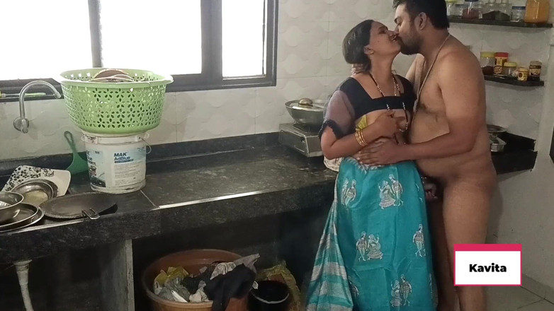 Kavita _zawazawi: Indiana Kavita empregada fode com dona de casa Tatya em...