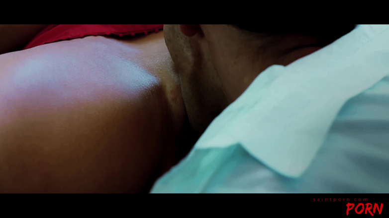 SaintPorn: Kathia Nobili are parte de un om murdar în viața ei