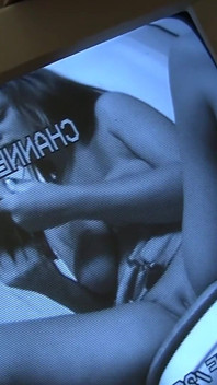 Zralé milfky sají ptáky gloryhole a polykají mrdku