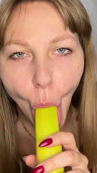 Banaan pijpbeurt die de banaan bevalt