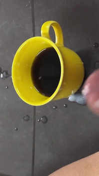 Caffè nero o caffè con latte