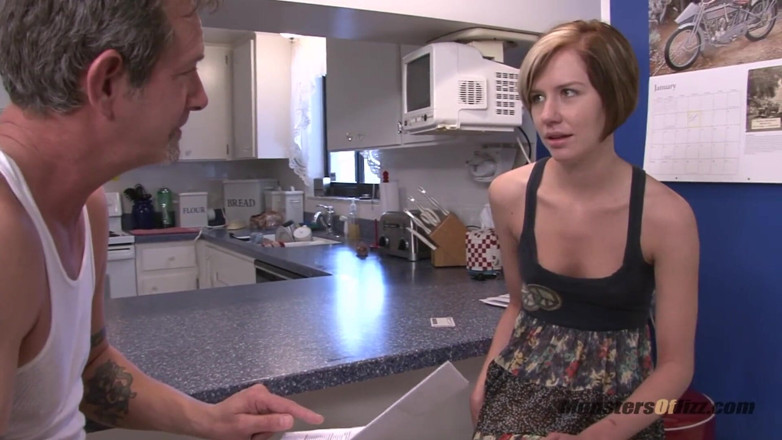 Monsters Of Jizz: Le copain de maman a une grosse bite