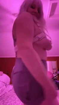  Dance with Mama Rosie