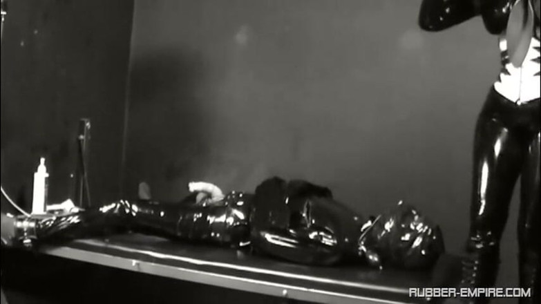 Amator Media: Seven the rubberhole - Part2 - SW remasterizada digitalmente
