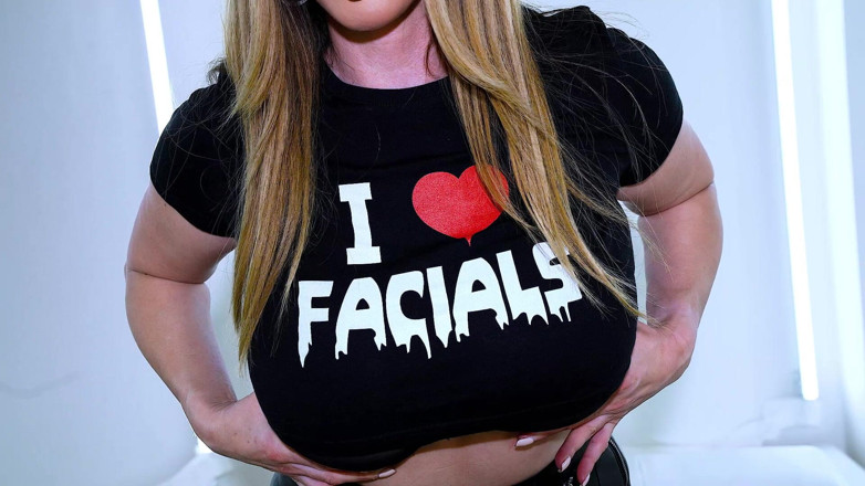 DarkkoTV: Kianna Dior thích bắn tinh lên mặt 3 với Jonni Darkko