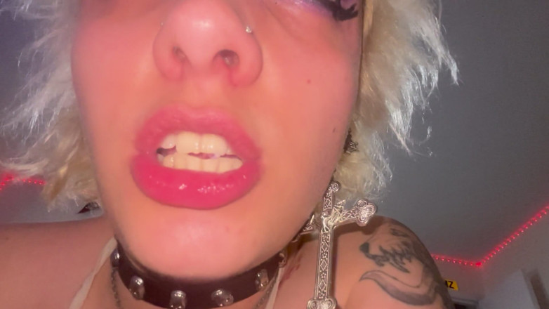 Glitterqueen1999: Comiendo a mi pervertido padrastro