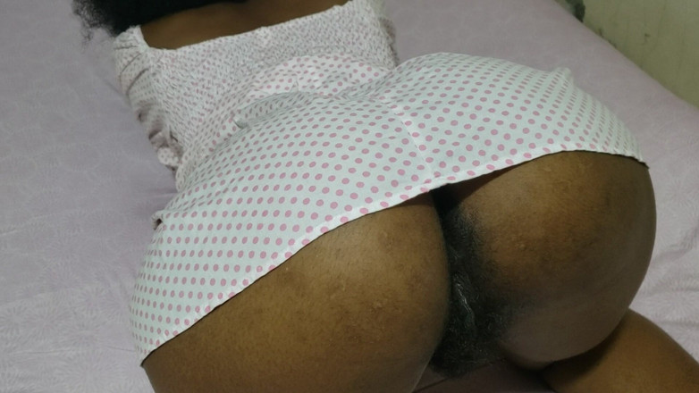 Lovemina: 情熱的なシーン 官能的な少女が心を体験する