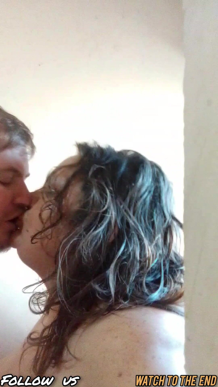 hothouse18xxx: 夫 &amp; 温水浴場セッション - ベリーファック、後背位、お尻ファック、巨大な巨乳に射精