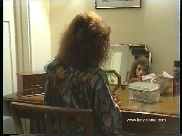 Lady Sonia: Rambut dan solek