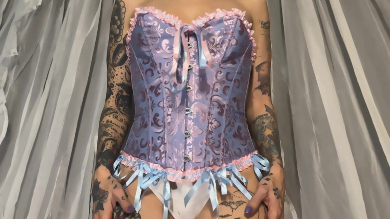 Miss Morticia: Baki Fetish