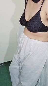 De Pie Follando Anal Con Musulmán Bhabhi