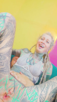 2 Alternative Tattooed Babe, 6 Dicks - DP, BJ, Facials