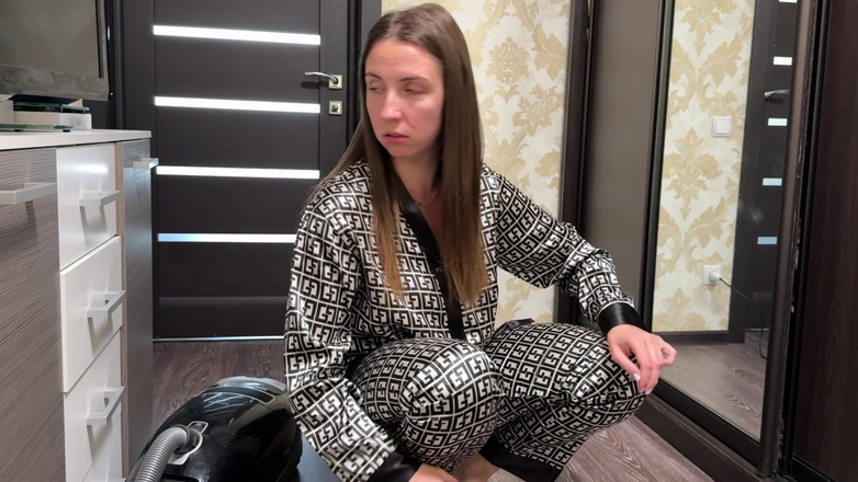 Hottie goddess: Zuig slipje vacuümspel pov