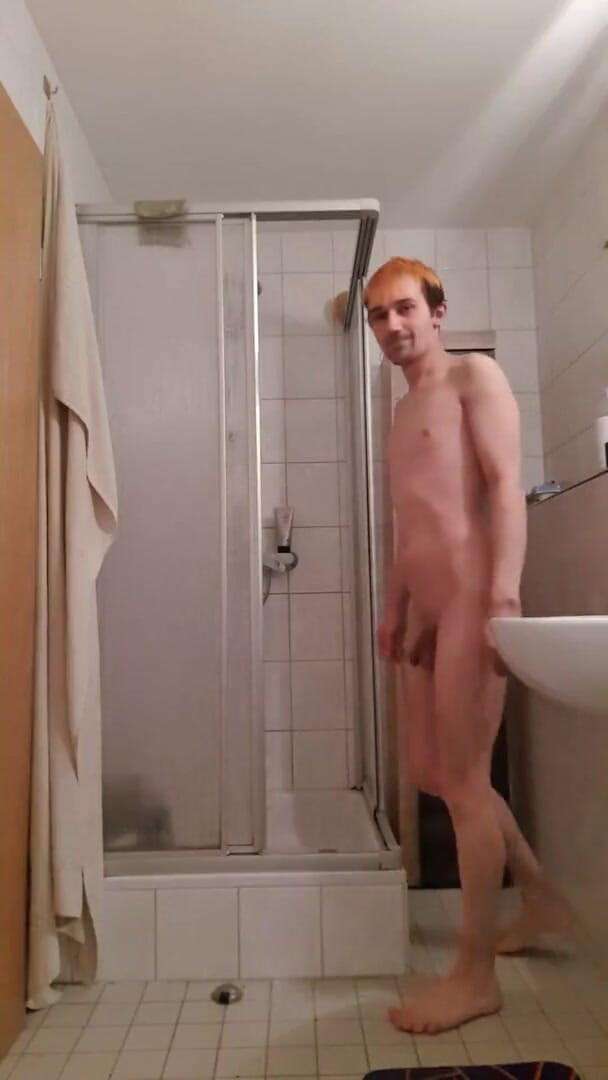 Christian Kopera: Dancing in the bathroom?