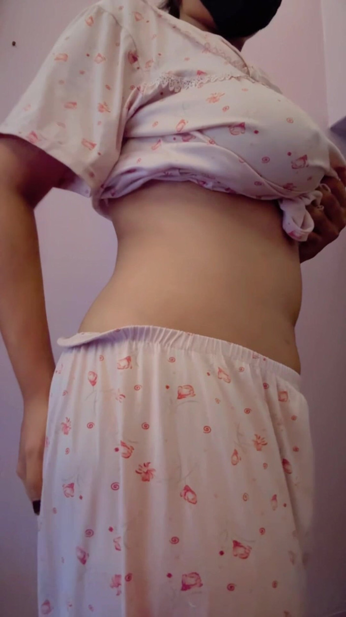 Daisysaha13: Gel pembe memelerimle oynayalım