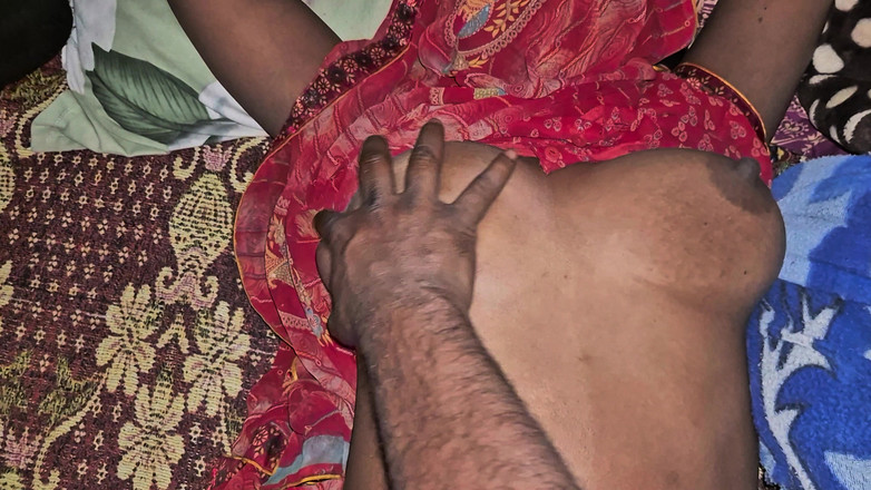 ExcitedWomen: Yağlı ve sert sikişen Hintli amcık masajı