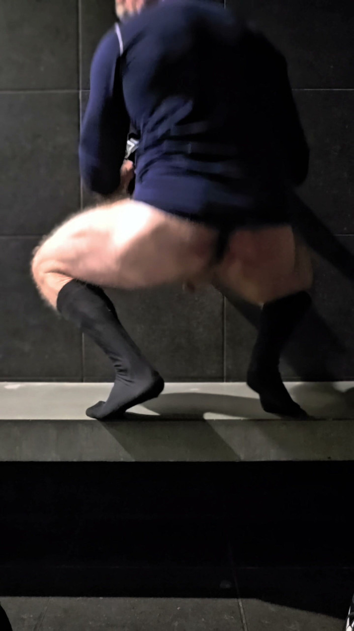 JackvanDean: Feet and Socks on Hairy Bear