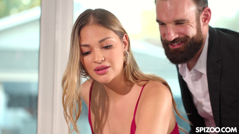 Spizoo: Gizelle Blanco perfekte muschi auf dem billardtisch geritten