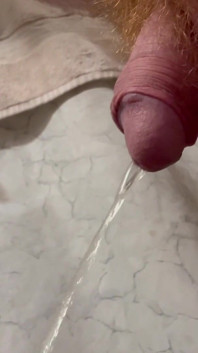 Close-up Piss