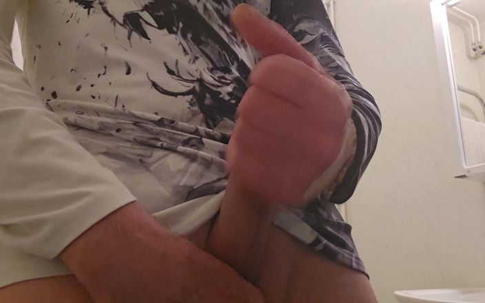 MRbig: Мастурбація