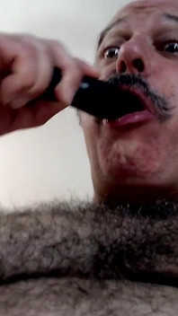 Bullmusclejoe Uses His Friends Dildo to Taste His Own Ass!