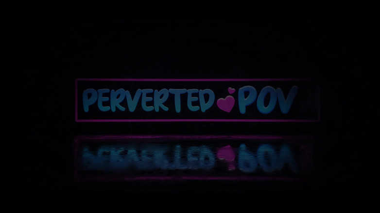 Perverted POV: Minha colega de quarto precisa de ajuda extra com alongamento