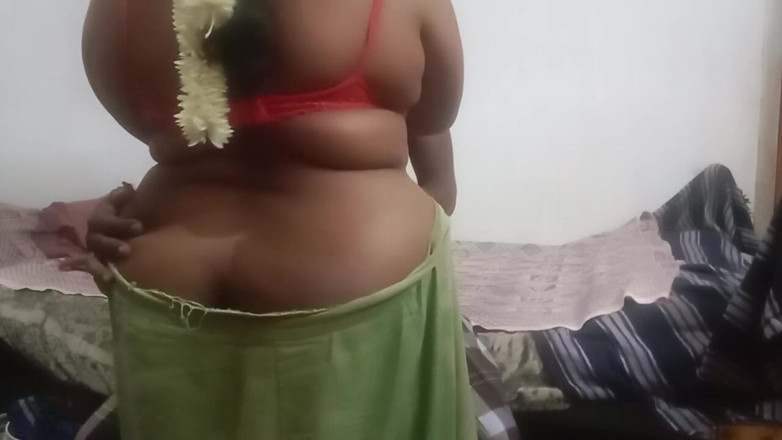 Santhi89: Suri rumah Tamil Santhi mengongkek keras bekas teman lelaki