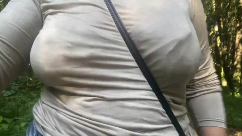 Mary Di: Walking in the city park, I pulled out my boobs....