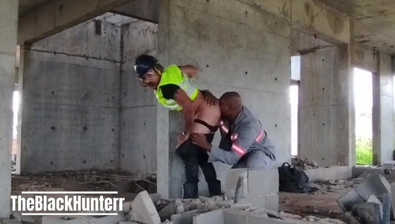 TheBlacKHunterr: Giorno festivo e operai che scopano nelle costruzioni