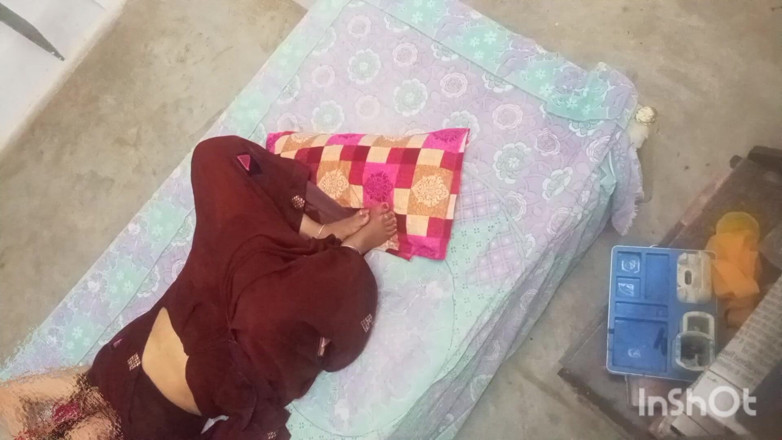Bed: Uttar Pradesh's Sexy Bhabhi Fucked at Home