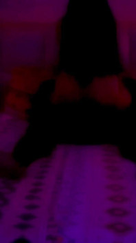 Un cuplu indian sexy în luna de miere la camera de hotel La Nivas Nainital