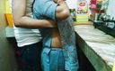 Sex romance video: Bhabhiのお尻は台所で犯さ