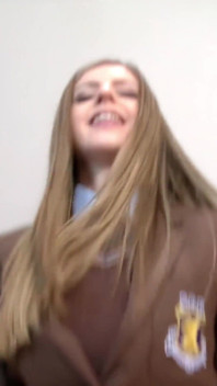 Space Hopper avec Stella Cox