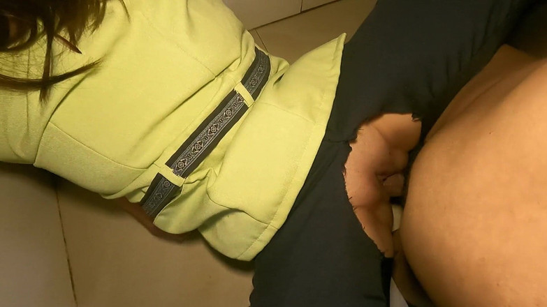 Pinay Tita Mama: Pinay college-lehrerin 2025