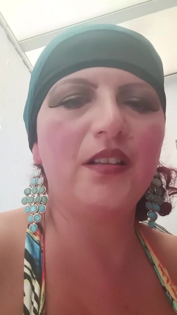 Asisa_oz: Saya merakam dengan telefon saya semasa zakar teman lelaki saya...