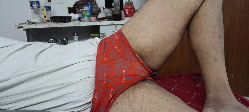 Rhymed angle: 新しいビデオをチェックアウト