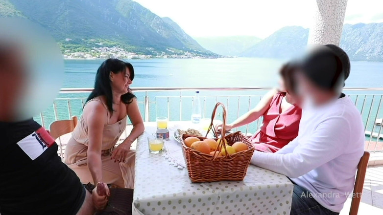 Alexandra Wett: Pulă uriașă de 23 cm slăbuță în restaurant